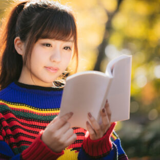 集中するお部屋を作るならタペストリーがおすすめ